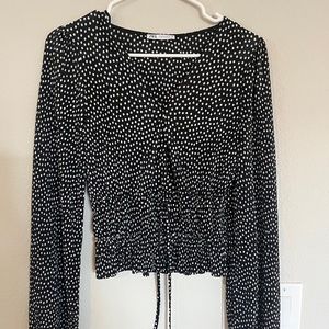 Zara Ribbed v-neck top (small)